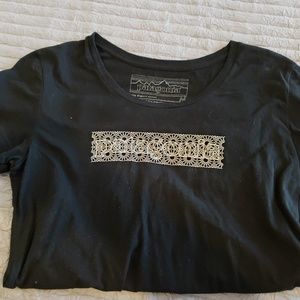 EUC Patagonia Womens Black Tshirt